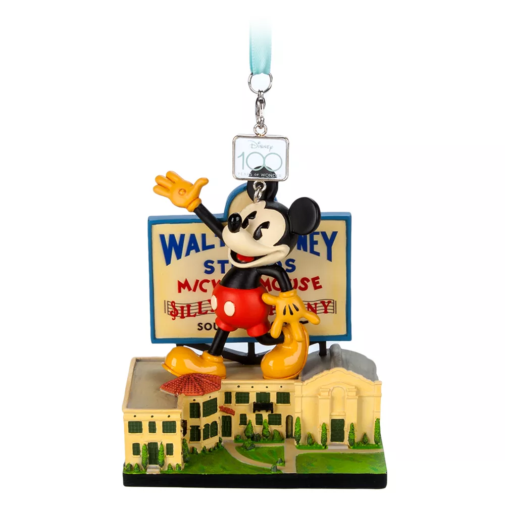 Décoration Mickey D'Hyperion Studios, Collection Sketchbook, Disney100 Eras 1 Décoration Mickey D'Hyperion Studios, Collection Sketchbook, Disney100 Eras