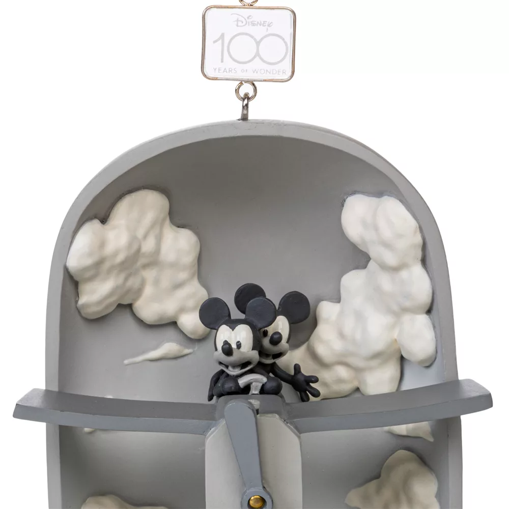 Décoration à Suspendre Mickey Et Minnie Plane Crazy, Collection Sketchbook, Disney100 Eras 4 Décoration à Suspendre Mickey Et Minnie Plane Crazy, Collection Sketchbook, Disney100 Eras – Image 4